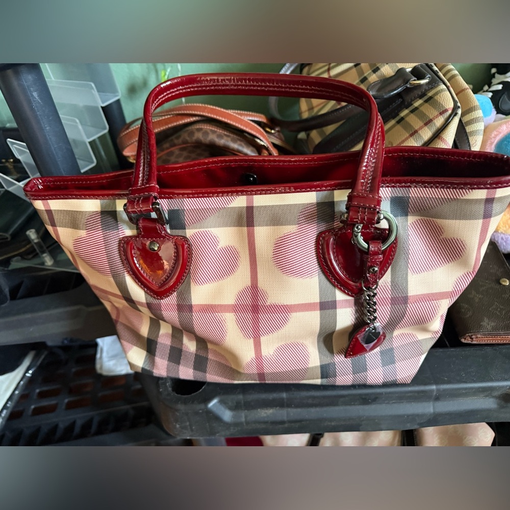 Burberry tote! Just in time for Valentine’s Day!